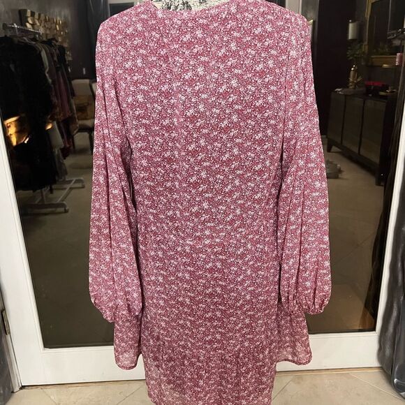 Wishlist floral long sleeve mini dress size medium - Picture 3 of 10